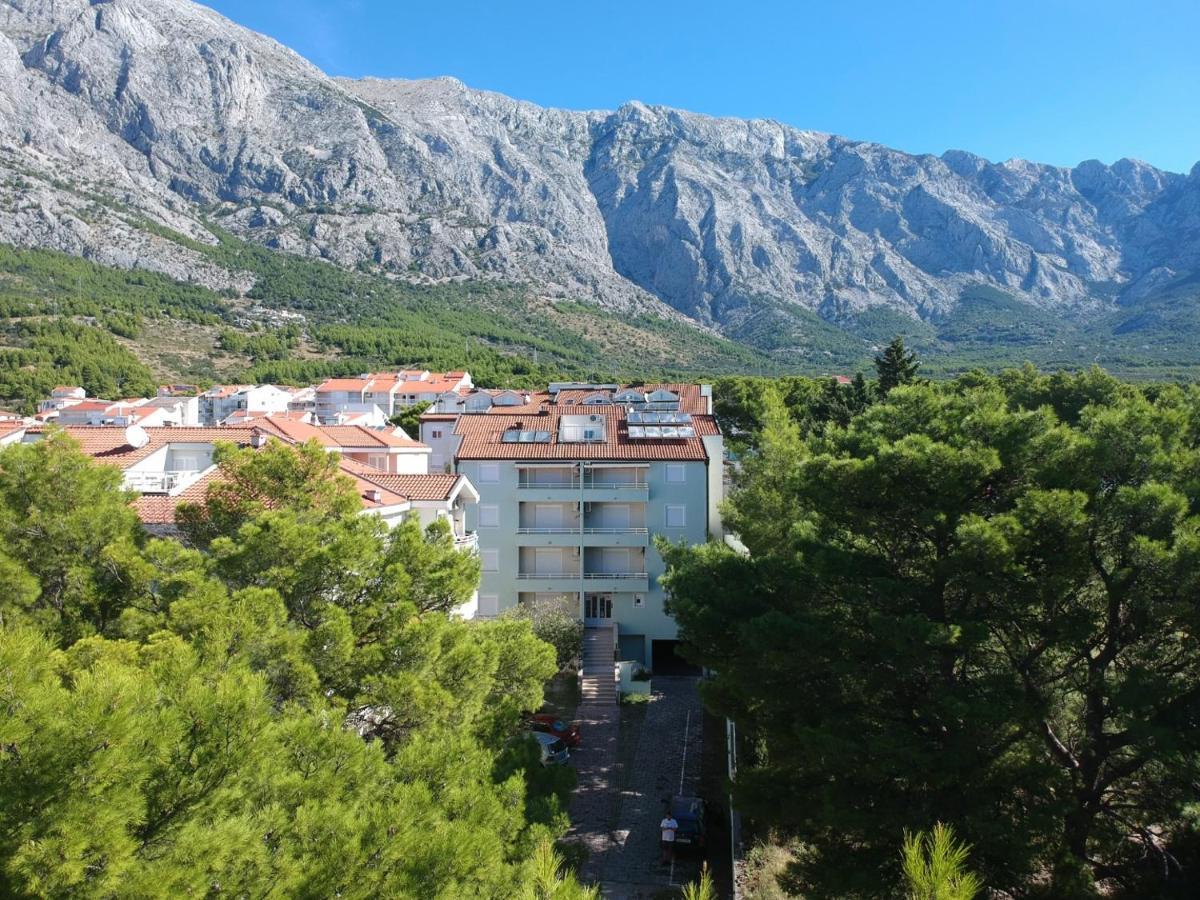 Ruza&Nikolina "1" Apartmani - Baška Voda Kültér fotó