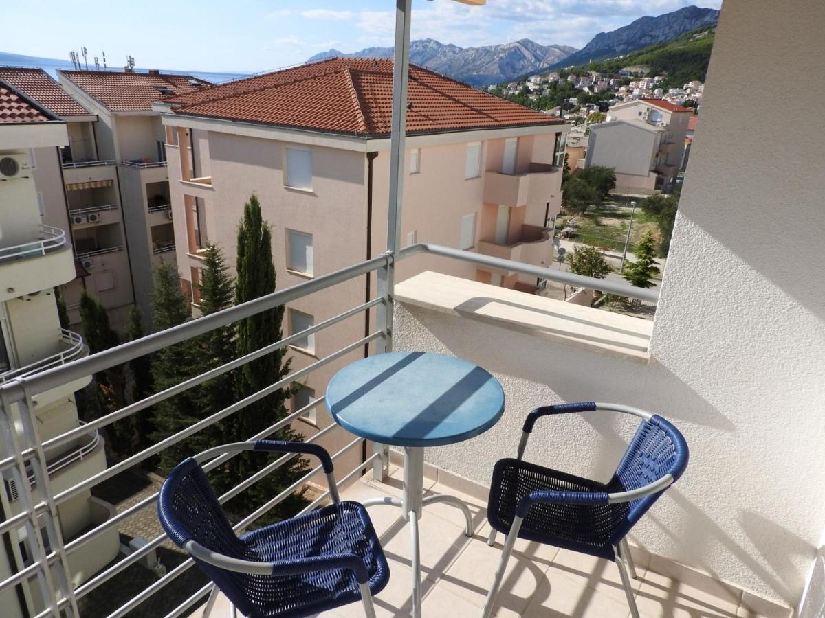 Ruza&Nikolina "1" Apartmani - Baška Voda Kültér fotó