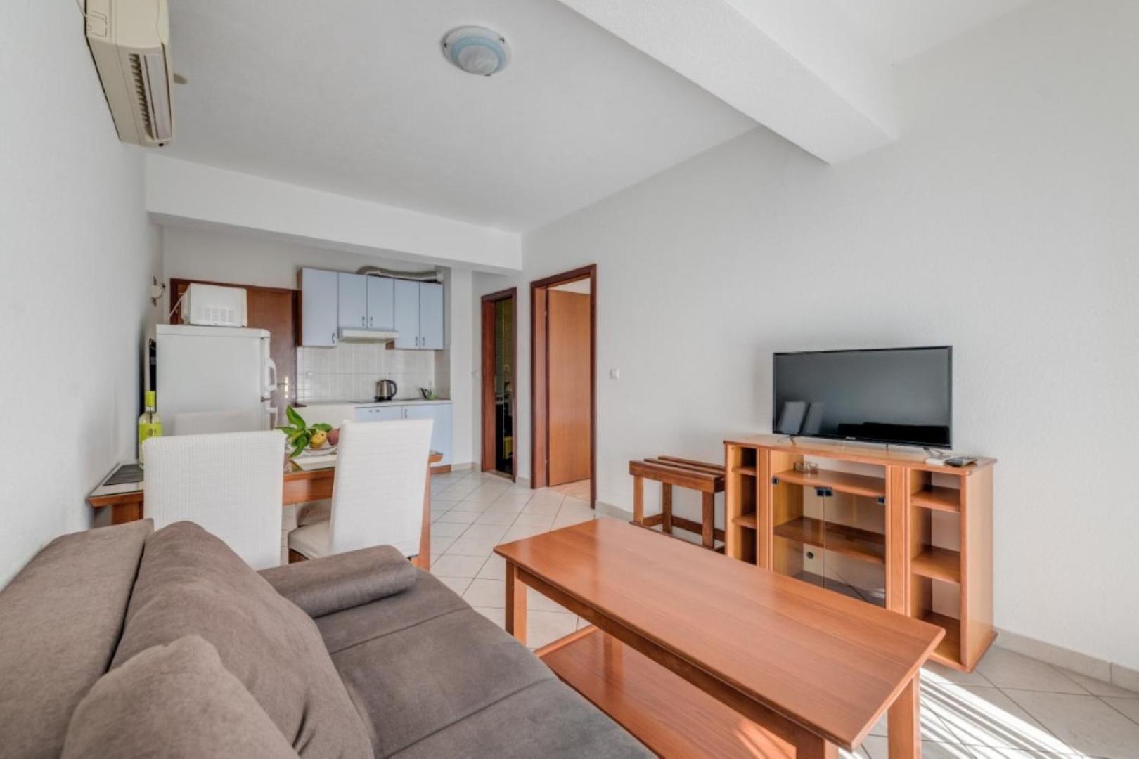Ruza&Nikolina "1" Apartmani - Baška Voda Kültér fotó