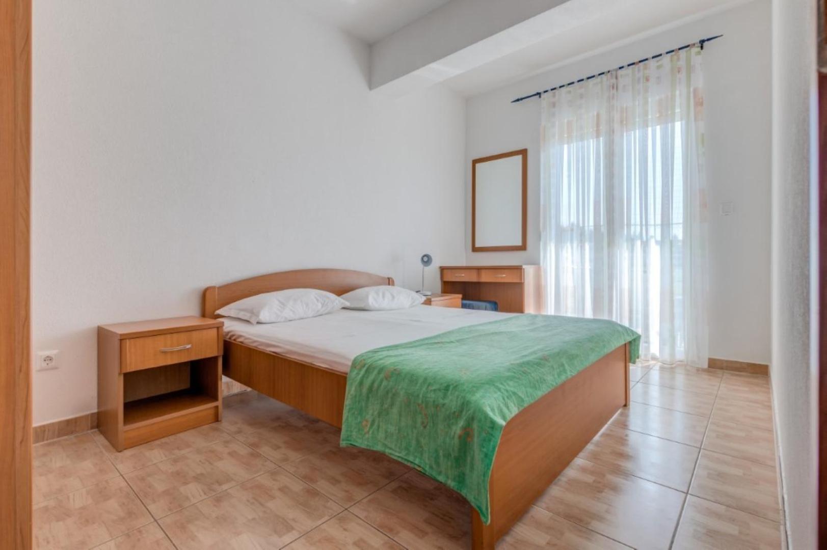Ruza&Nikolina "1" Apartmani - Baška Voda Kültér fotó
