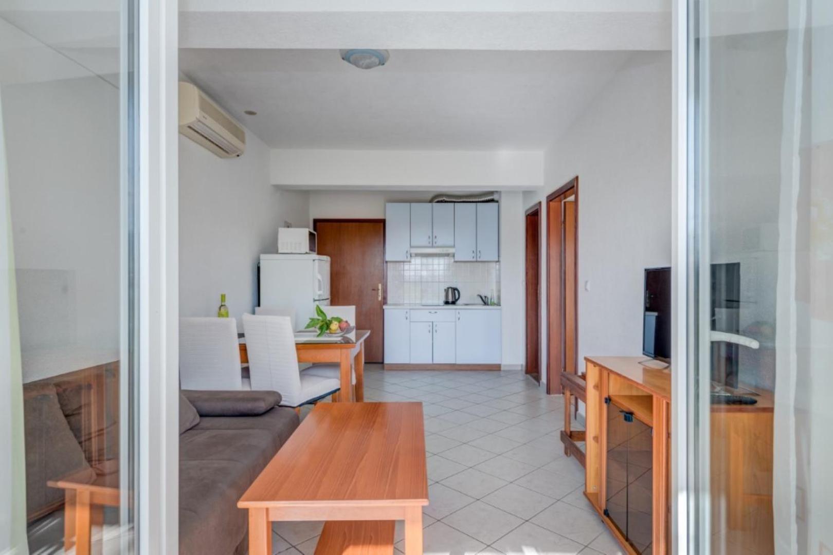 Ruza&Nikolina "1" Apartmani - Baška Voda Kültér fotó